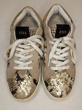 Steve Madden Starling Gold Snakeskin Star Sneakers Women’s Size 7M